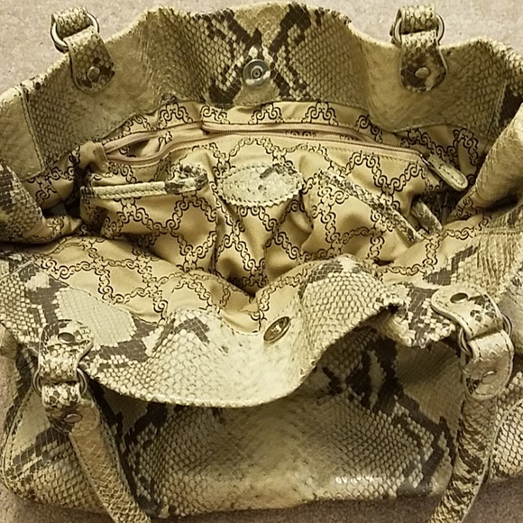 Genuine Leather handbag * SPECIAL Today* - Picture 4 of 8